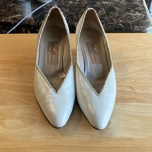 Amalfi Beige Heels - size 6AAAA